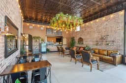 The Burnet Room - Image 4