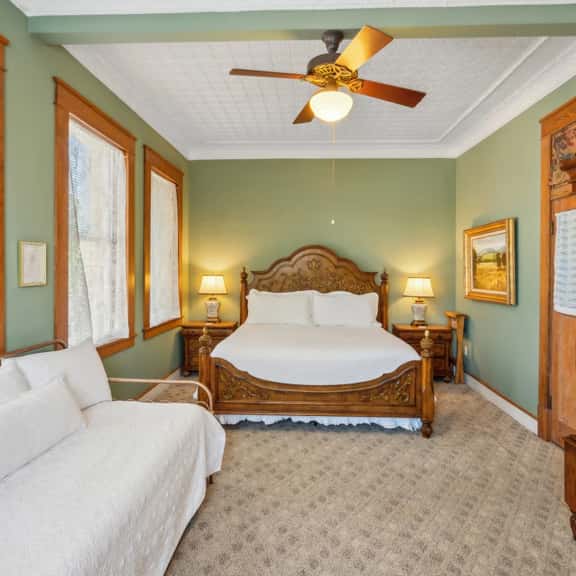 The Austin Room - Image 1